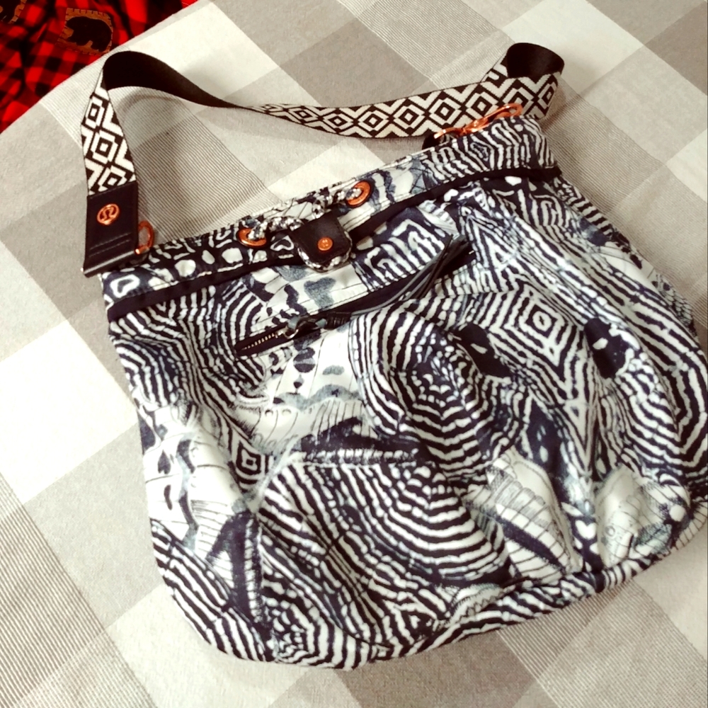 EUC Lululemon Athletica Blue Hobo Bag with Slouchy Silhouette